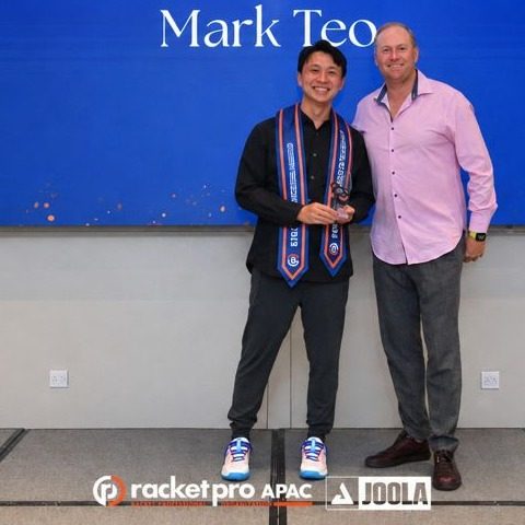 Mark Teo receiving the Steady Presence Award at RPO APAC